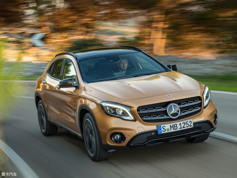 2018YGLA(M) 220d 4MATIC