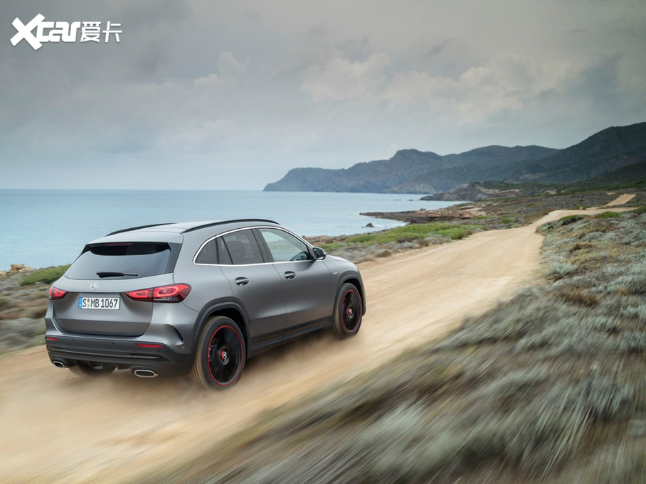 2020YGLA(M) AMG Line\Ӱ