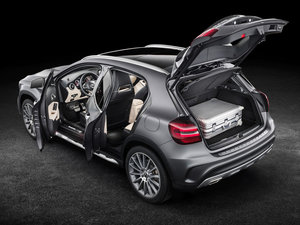 2018款250 4MATIC 整体外观