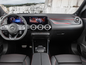 2020款AMG Line运动版 中控区