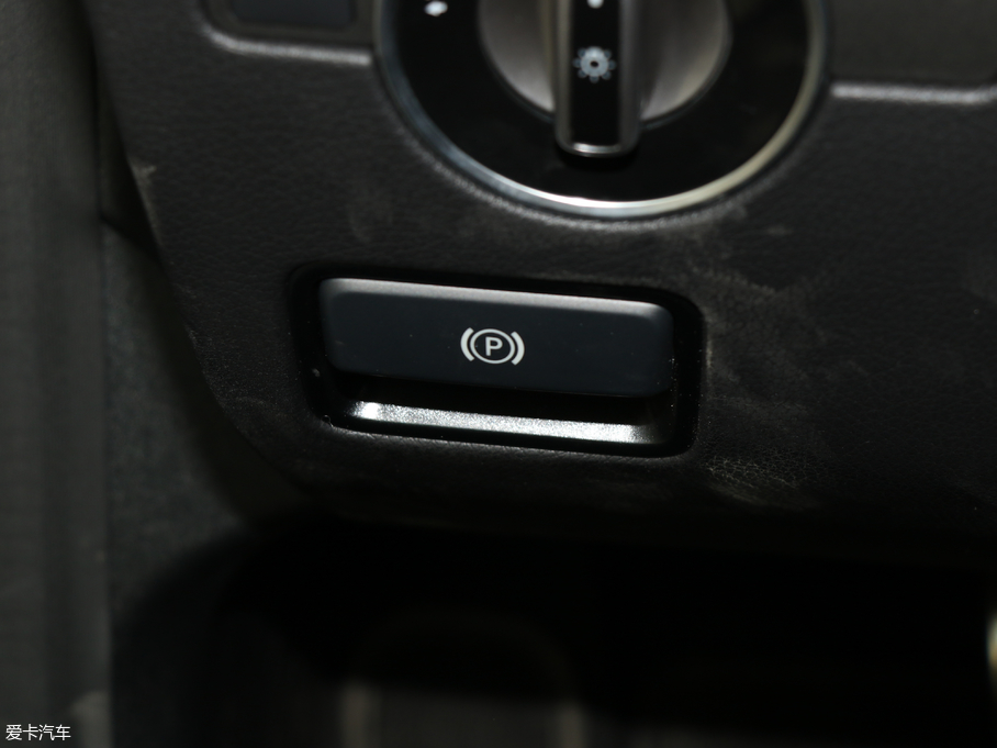 2017��YSLC 300 ���A�\����