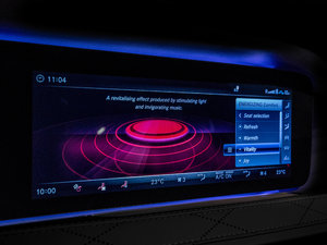 2018S 560 4MATIC п؅^