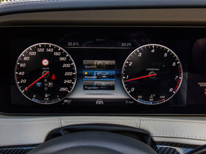 2018S 560 4MATIC п؅^