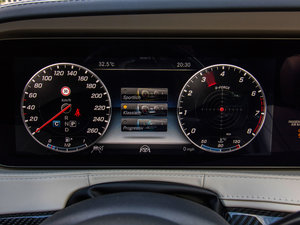 2018S 560 4MATIC п؅^