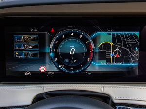 2018S 560 4MATIC п؅^