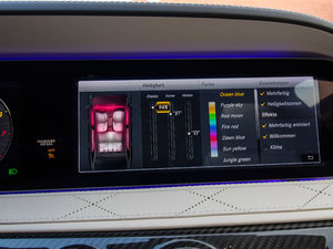 2018S 560 4MATIC п؅^