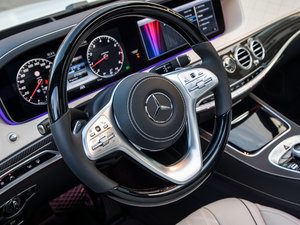 2018S 560 4MATIC п؅^