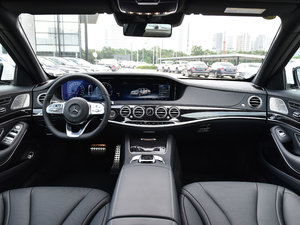 2018款S 450 L 4MATIC 内饰全景