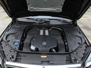 2018款S 350 L 发动机