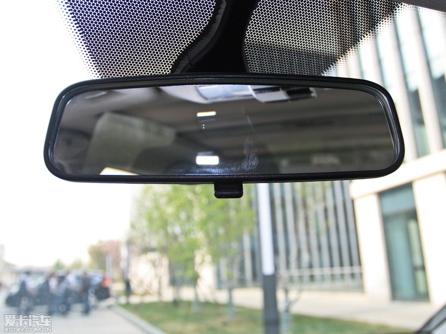 2009YB(j) B 200 r(sh)