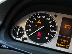 2009B 200 r п؅^(q)