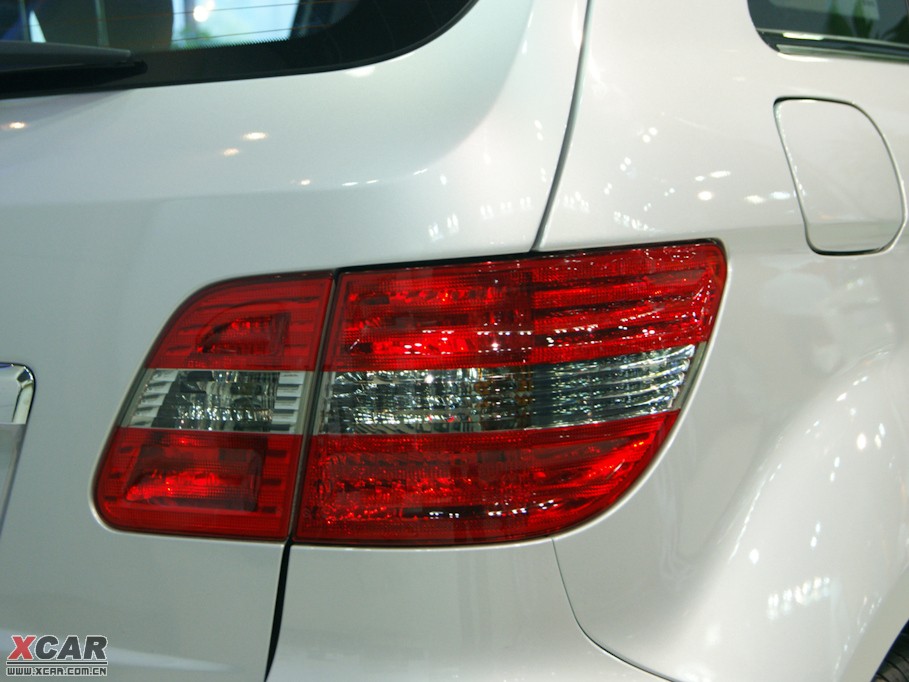 2009YB(j) B 200 (dng)