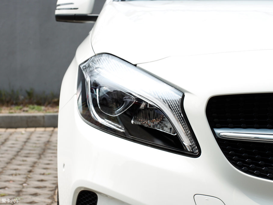 2017YA(j)(M(jn)) A 200 r(sh)