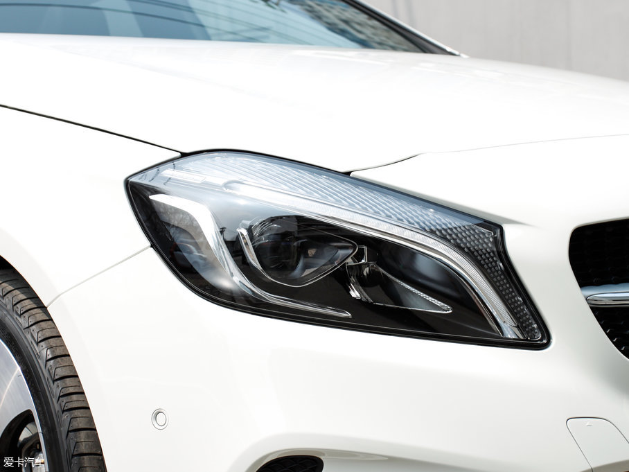 2017YA(M) A 200 r