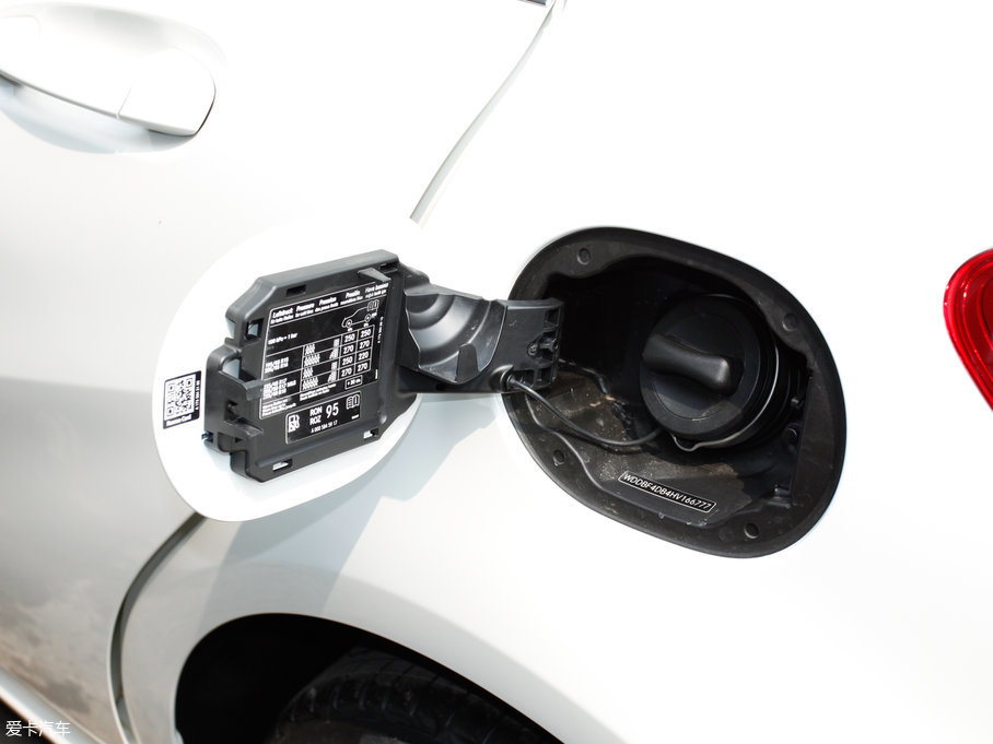 2017YA(j)(M(jn)) A 200 r(sh)