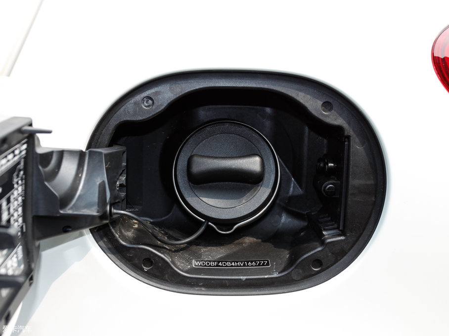 2017YA(j)(M(jn)) A 200 r(sh)