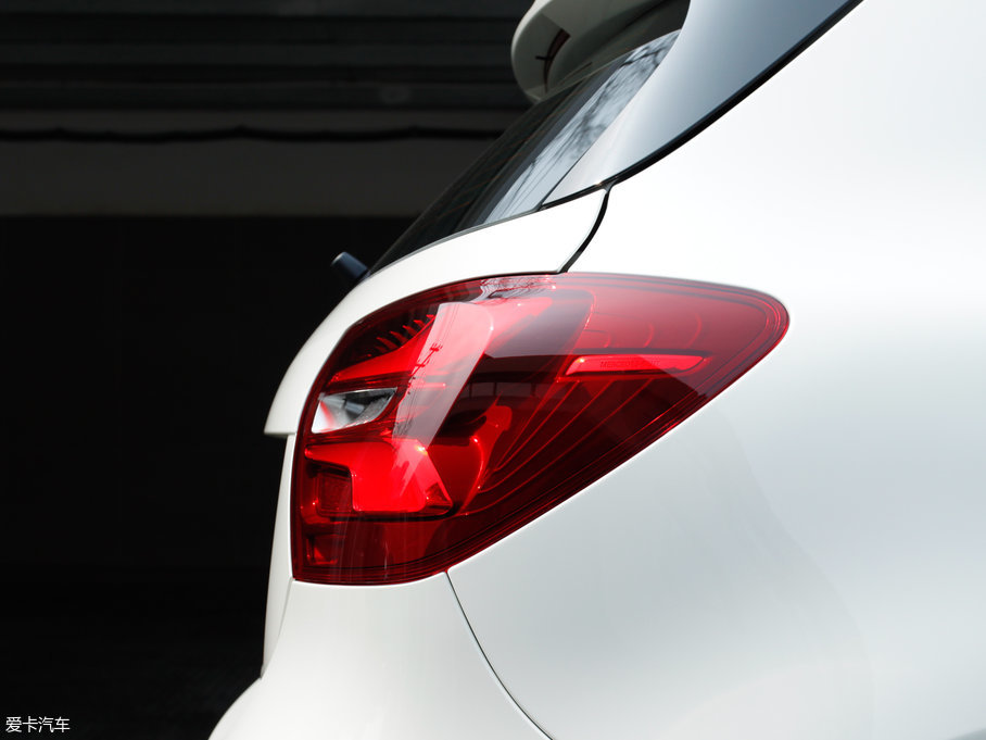 2017YA(M(jn)) A 200 r