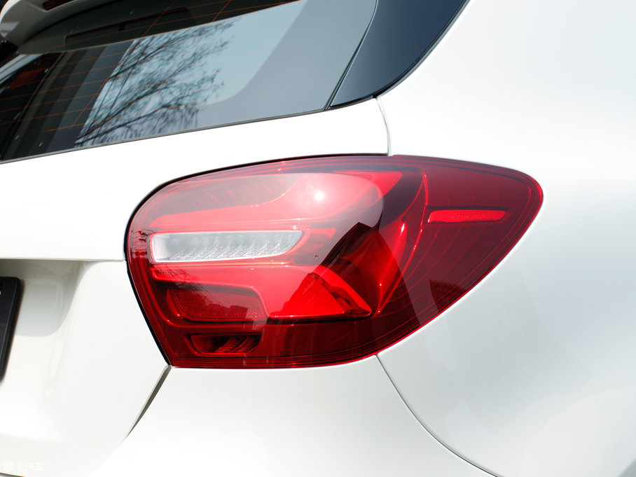 2017YA(M) A 200 r