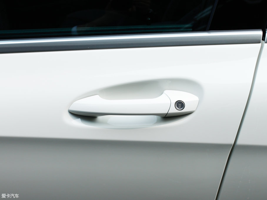 2017YA(j)(M(jn)) A 200 r(sh)