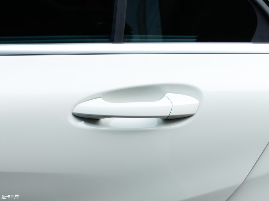 2017YA(M) A 200 r