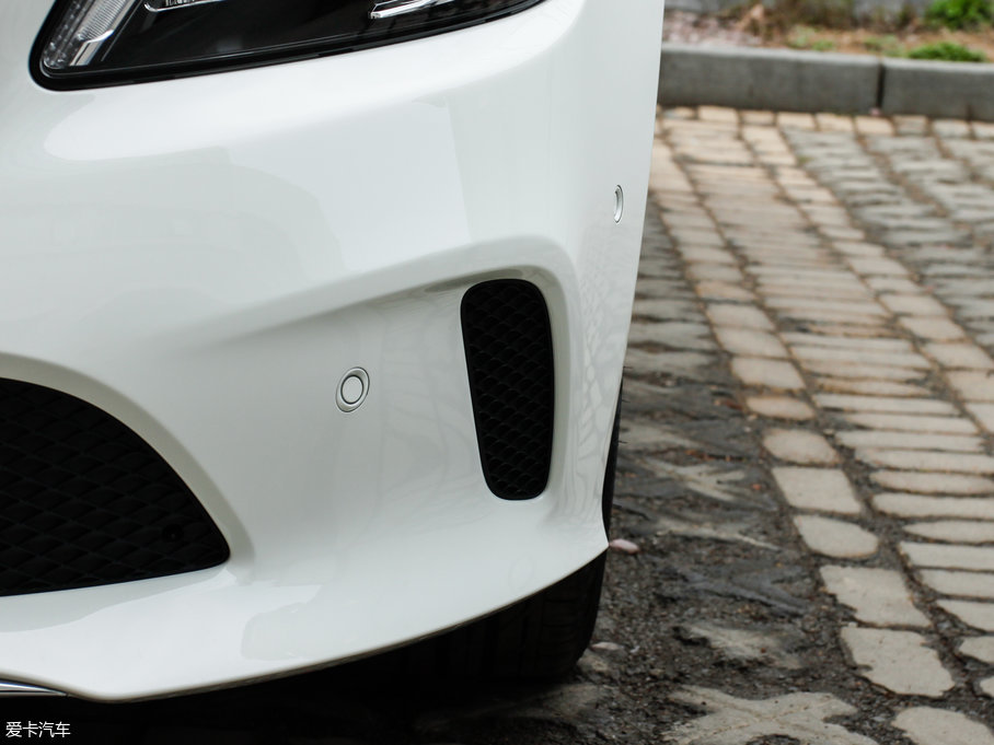 2017YA(M) A 200 r