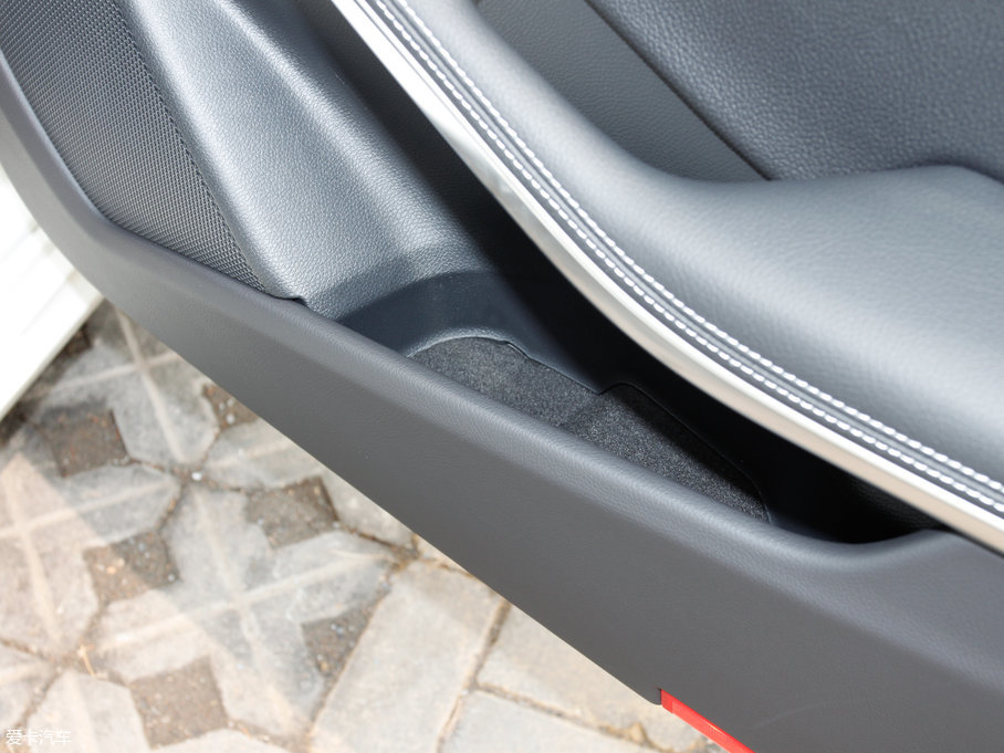 2017YA(M) A 200 r