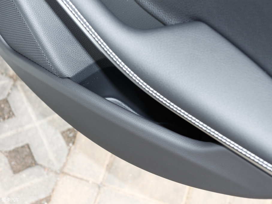 2017YA(M) A 200 r