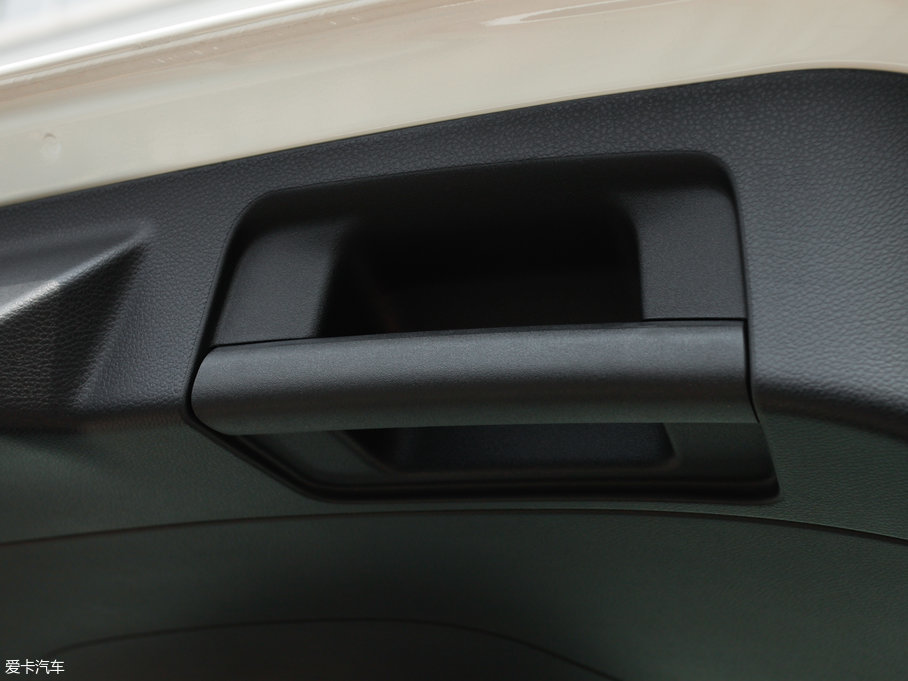 2017YA(M) A 200 r