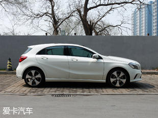 奔馳(進(jìn)口)2017款奔馳A級(jí)