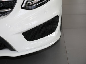 2017B 200 O (x)(ji)^