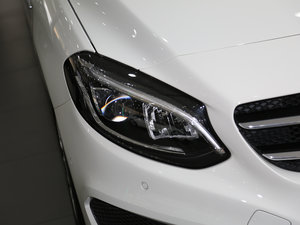 2017B 200 O (x)(ji)^