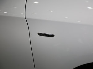 2017B 200 O (x)(ji)^