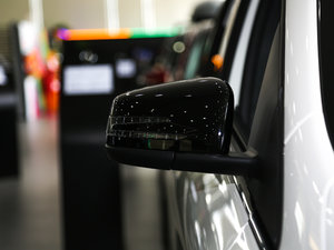 2017B 200 O (x)(ji)^