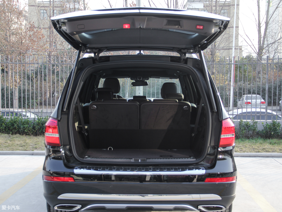 2018YGLS GLS 320 4MATIC