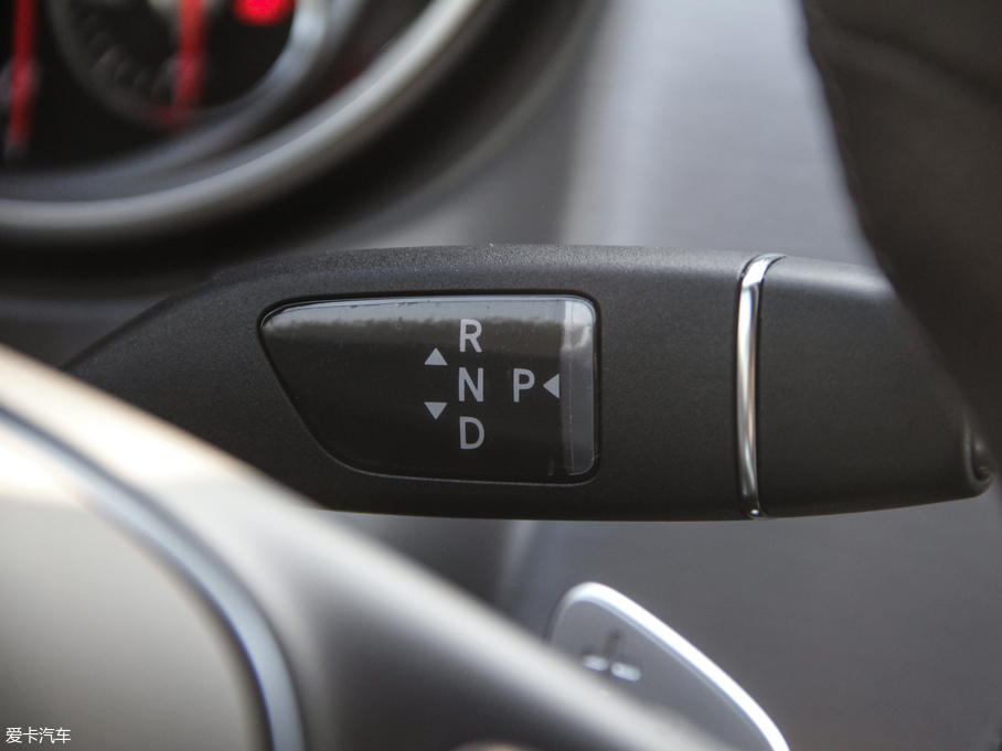 2018YGLS GLS 320 4MATIC