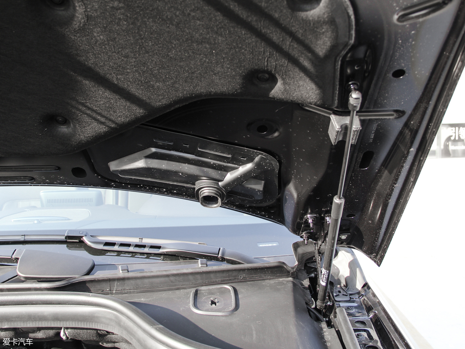 2018YGLS GLS 320 4MATIC