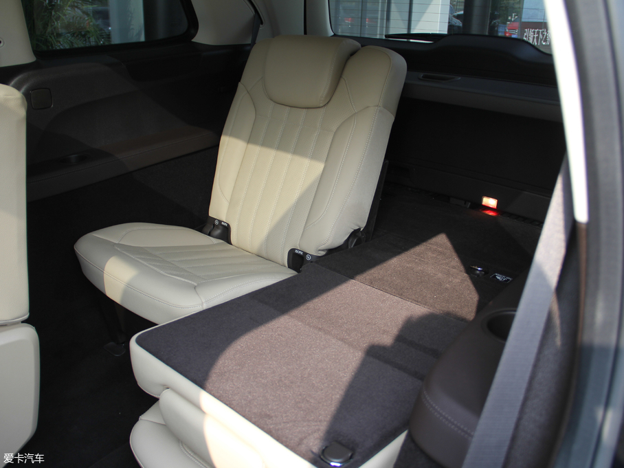 2018YGLS GLS 400 4MATIC (dng)