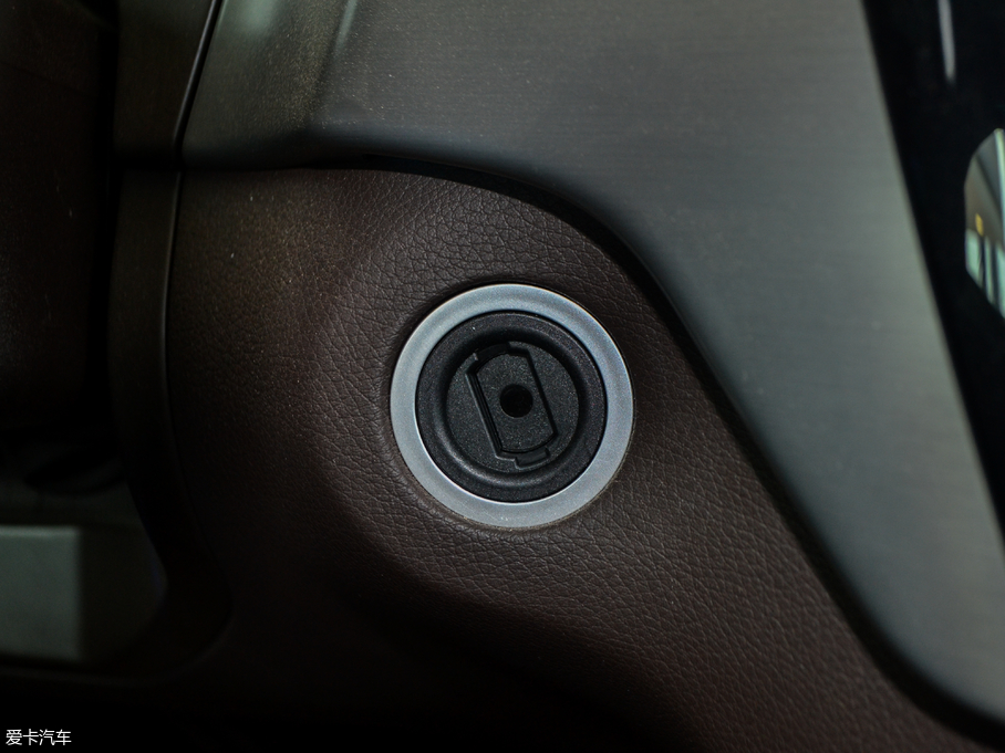 2018YGLS Ŀ GLS 320 4MATIC