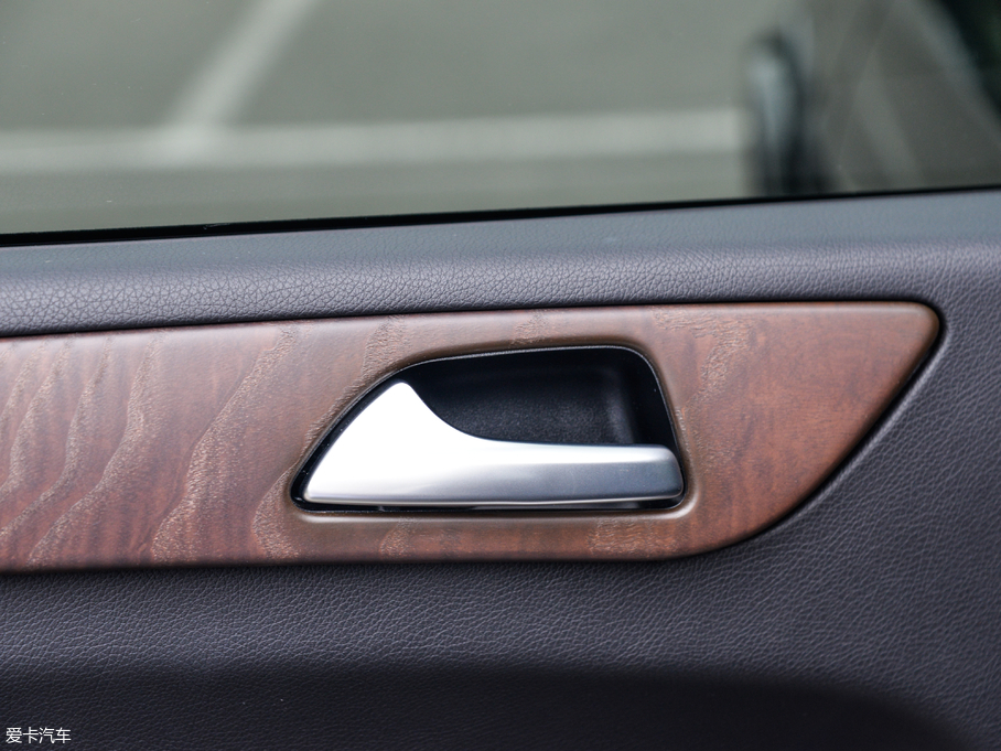 2018YGLS Ŀ GLS 500 4MATIC