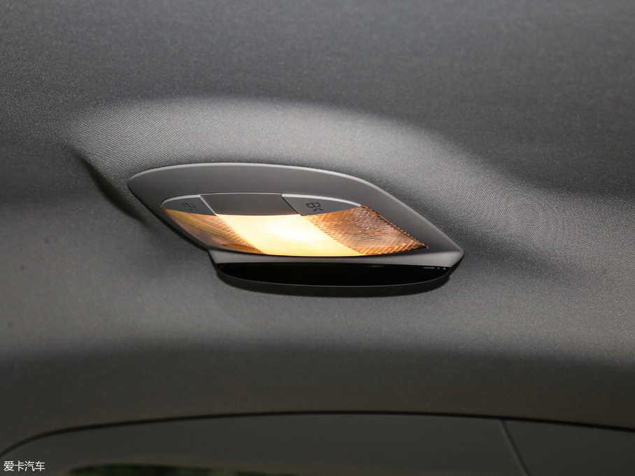 2018YGLS Ŀ GLS 500 4MATIC