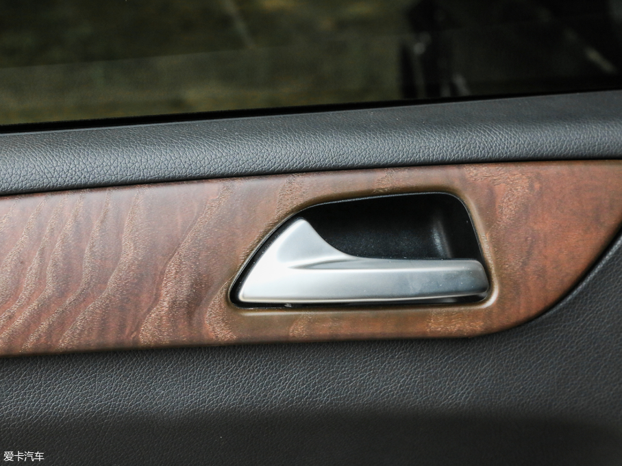 2018YGLS Ŀ GLS 500 4MATIC