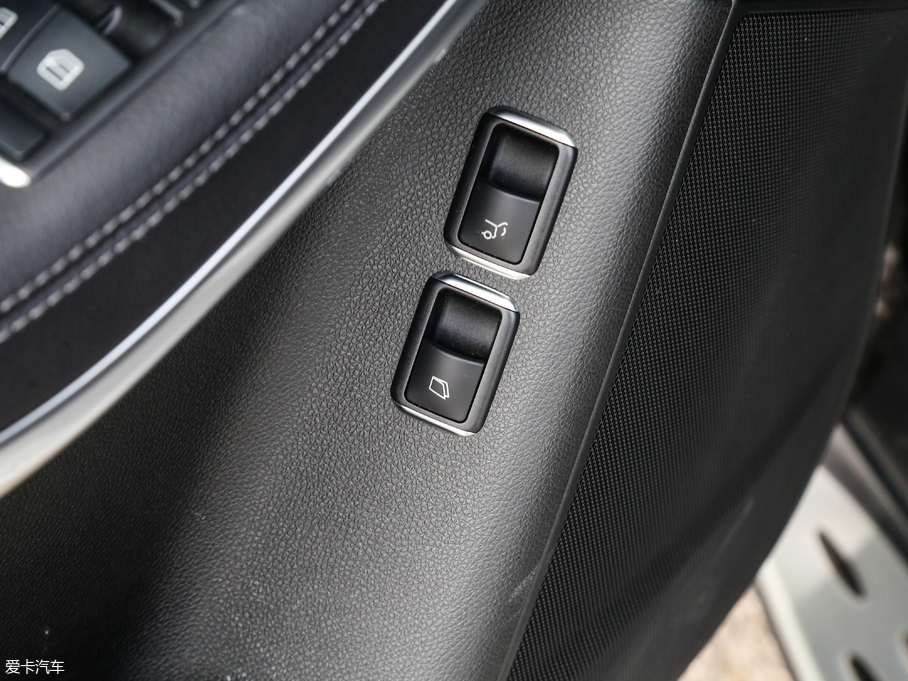 2018YGLS Ŀ GLS 500 4MATIC