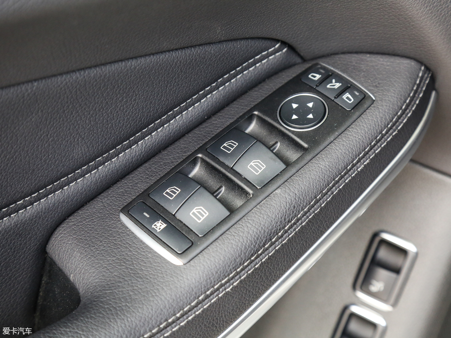 2018YGLS Ŀ GLS 500 4MATIC