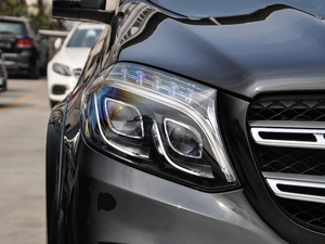 2018GLS 500 4MATIC ^