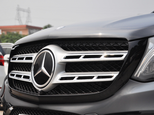 2018GLS 500 4MATIC ^