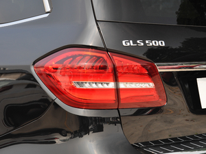 2018GLS 500 4MATIC ^