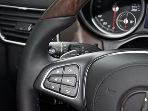 2018GLS 500 4MATIC п؅^