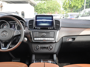 2018GLS 500 4MATIC п_