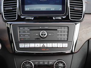 2018GLS 500 4MATIC {(dio)(ji)