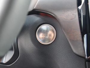 2018GLS 500 4MATIC п؅^(q)